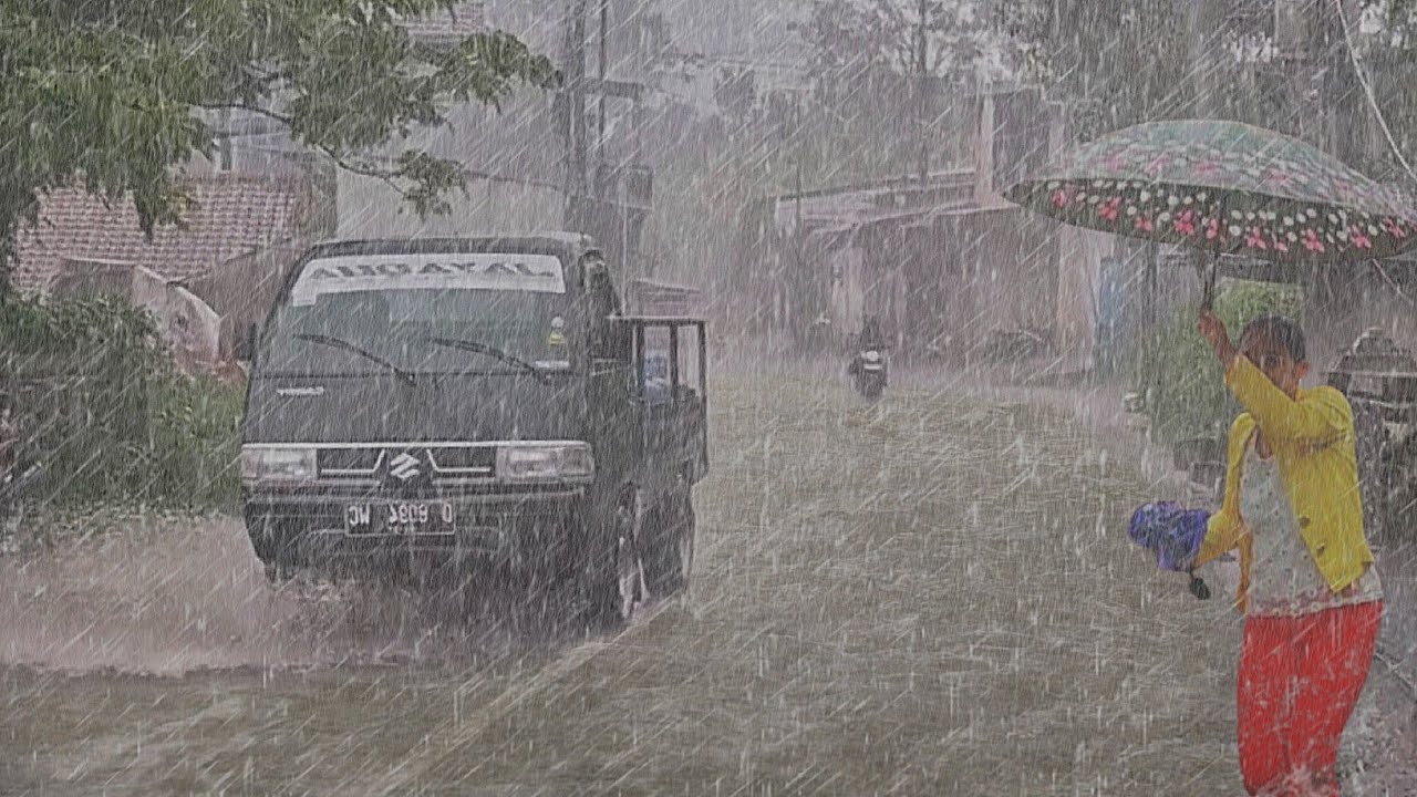 СУПЕР СУМАСШЕДШИЙ ДОЖДЬ! САМЫЙ ЭКСТРЕМАЛЬНЫЙ УРАГАН-МОНСТР ОБРУШИЛСЯ НА ДЕРЕВЕНСКУЮ ЖИЗНЬ В АЗИИ 🥶🥶