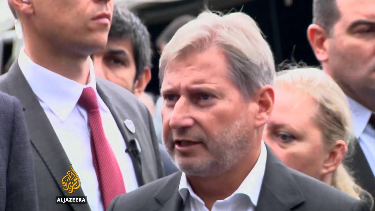Croatia and Serbia fight over handling of refugees