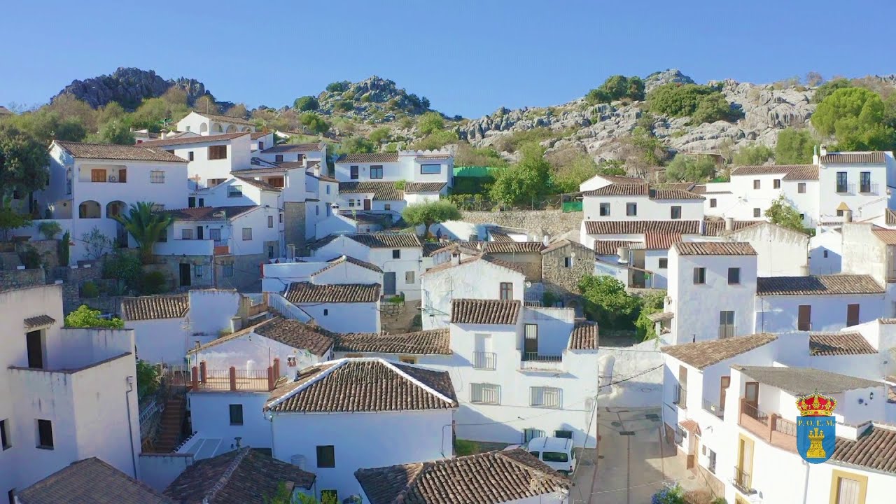 MONTEJAQUE 🏡EL PUEBLO Y SUS TRADICIONES🏡