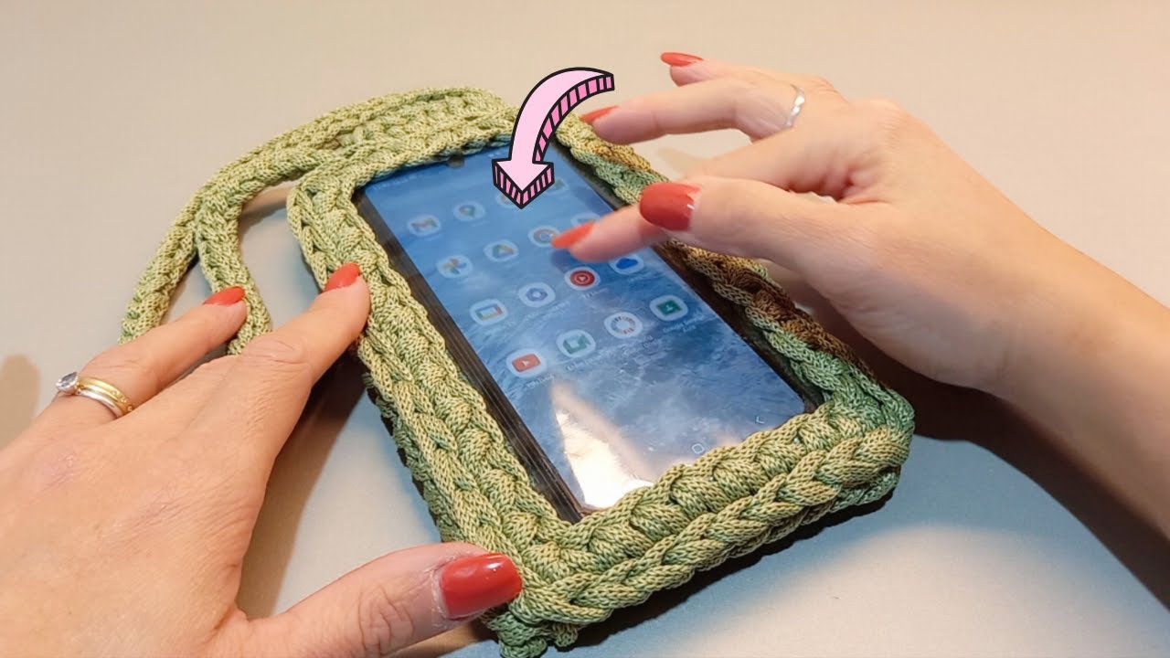 VISOR para CELULAR na BOLSA de CROCHÊ