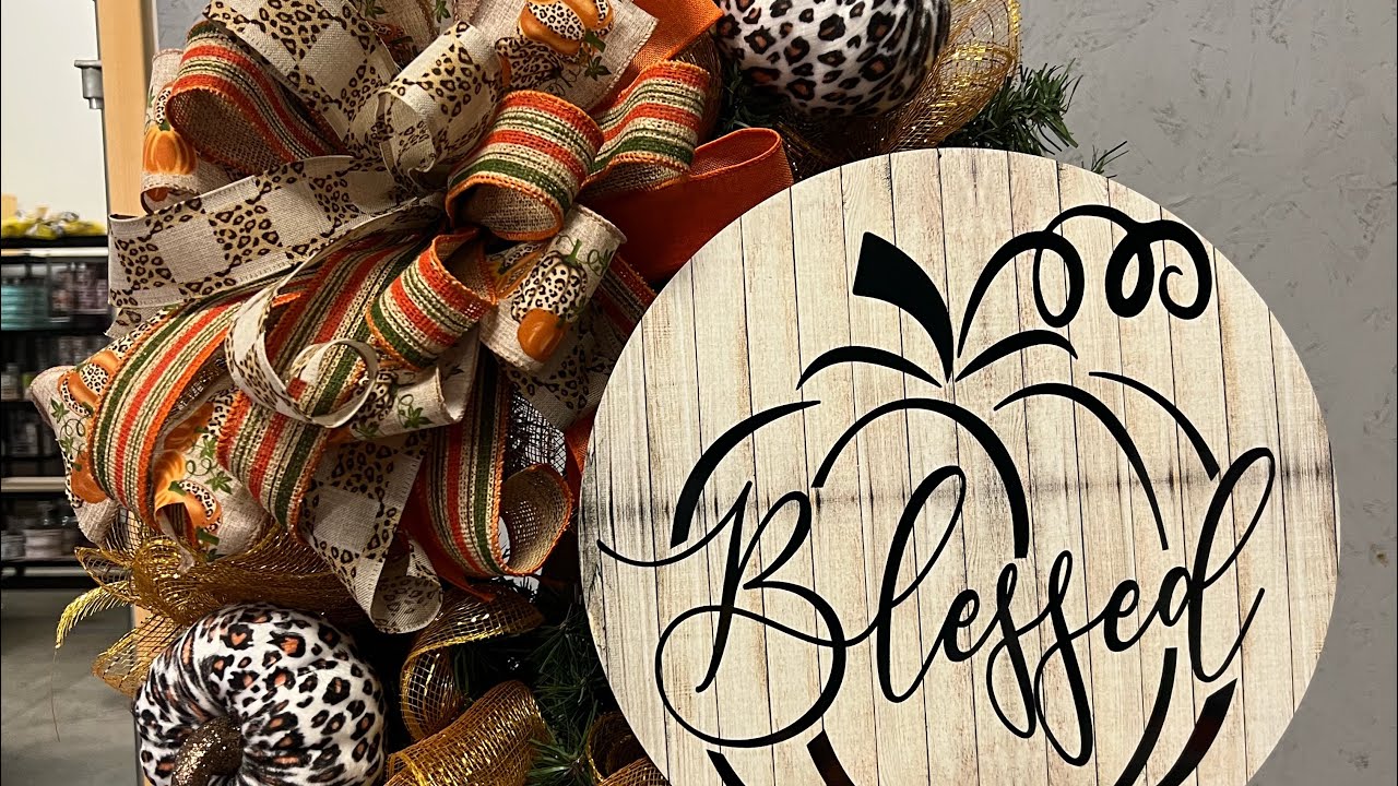 Fall Bow| Easy Wreath  |How to make an easy bow| Hard Working Mom |EZ Bow Maker