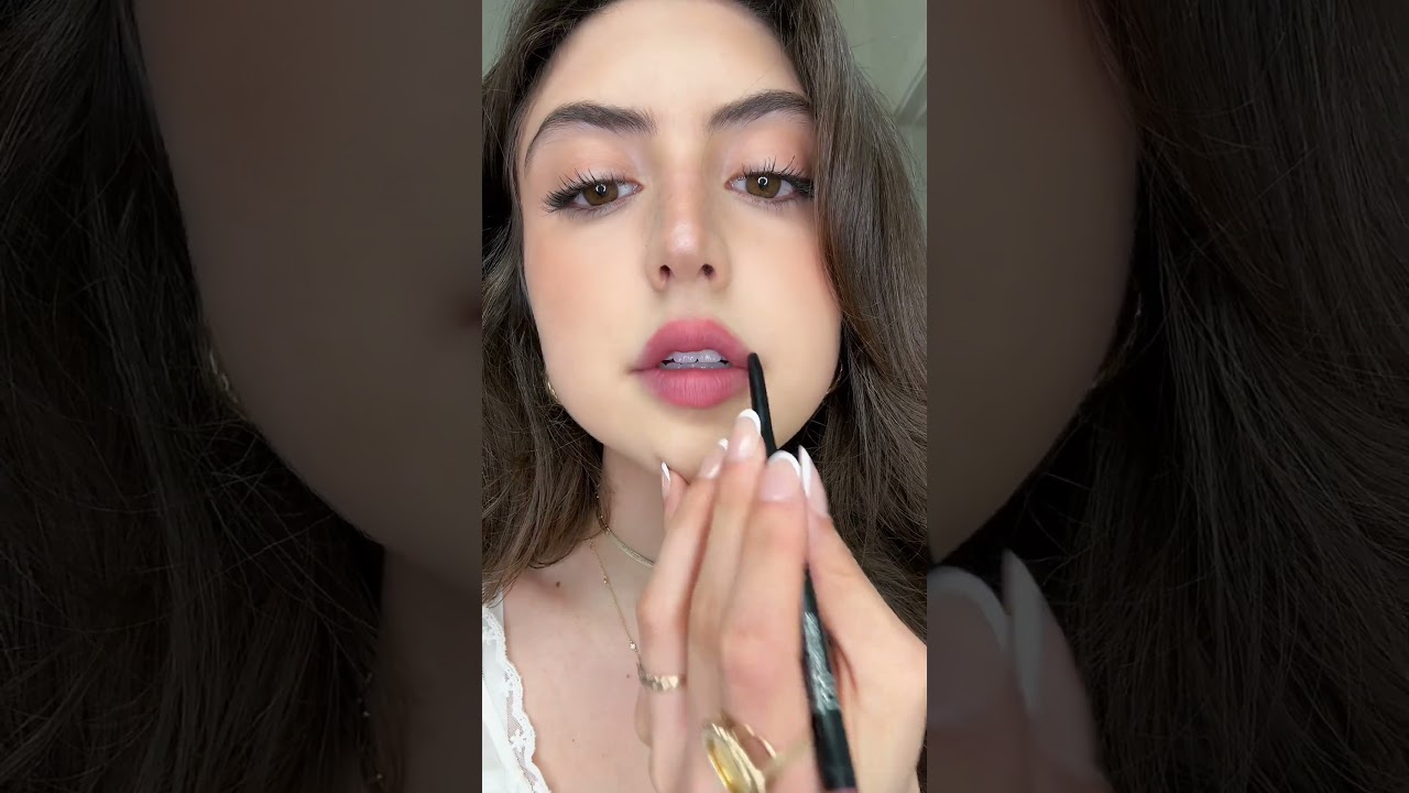 The EASIEST beginner lip combo for natural movie star lips !!