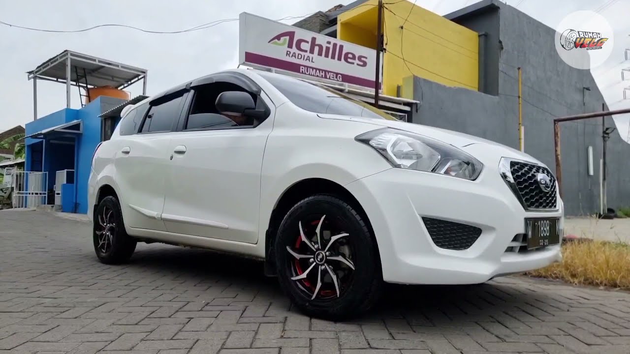 Modifikasi Datsun Go   menggunakan Velg  Ring 14 Blade   Lebar 5.5  Et.35  ban 175/65