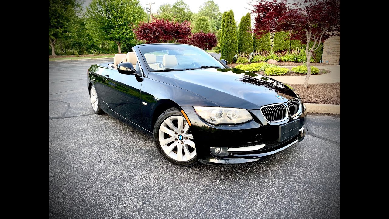 Operating convertible top on BMW 328i