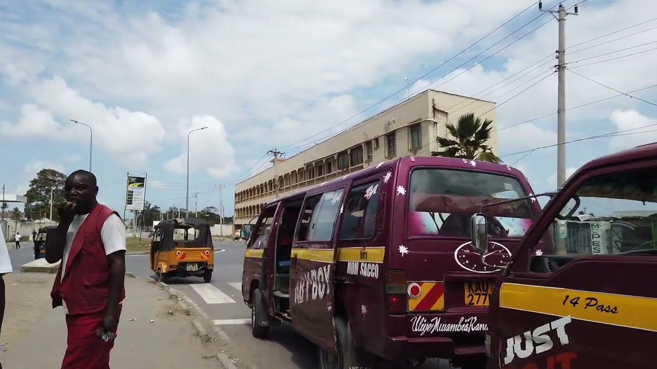 PORT REITZ, Main popular street ##MombasaKenya ##AFRICA## PORT REITZ, Principales calles populares.
