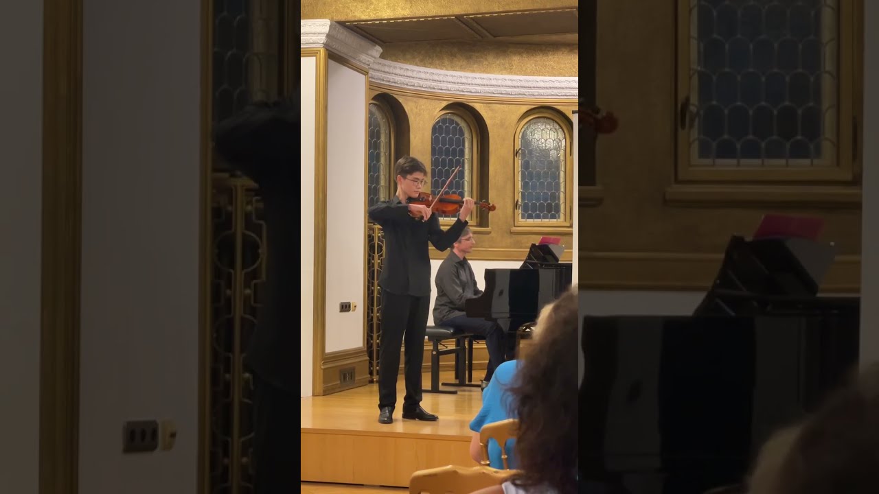 Sagadat Omargazin. H.Vieuxtemps: Rondino for Violin and Piano. Op. 32 No. 2.