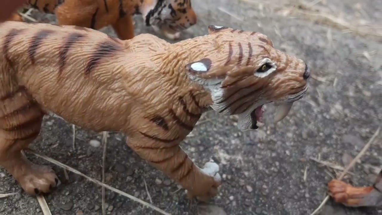 {The broken world} ep4 ~wolves/big cats~ Series 