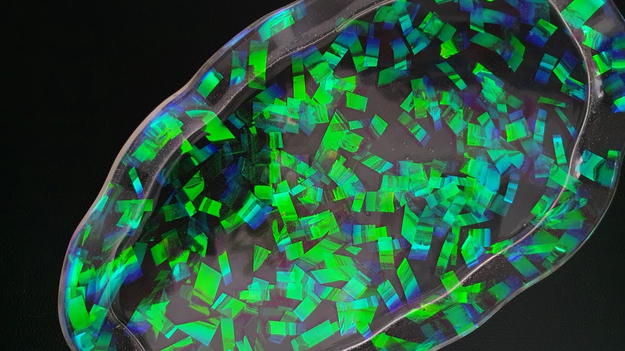 Made #36 Opalizujący talerz z celofanem | Made #36 Iridescent plate with cellophane
