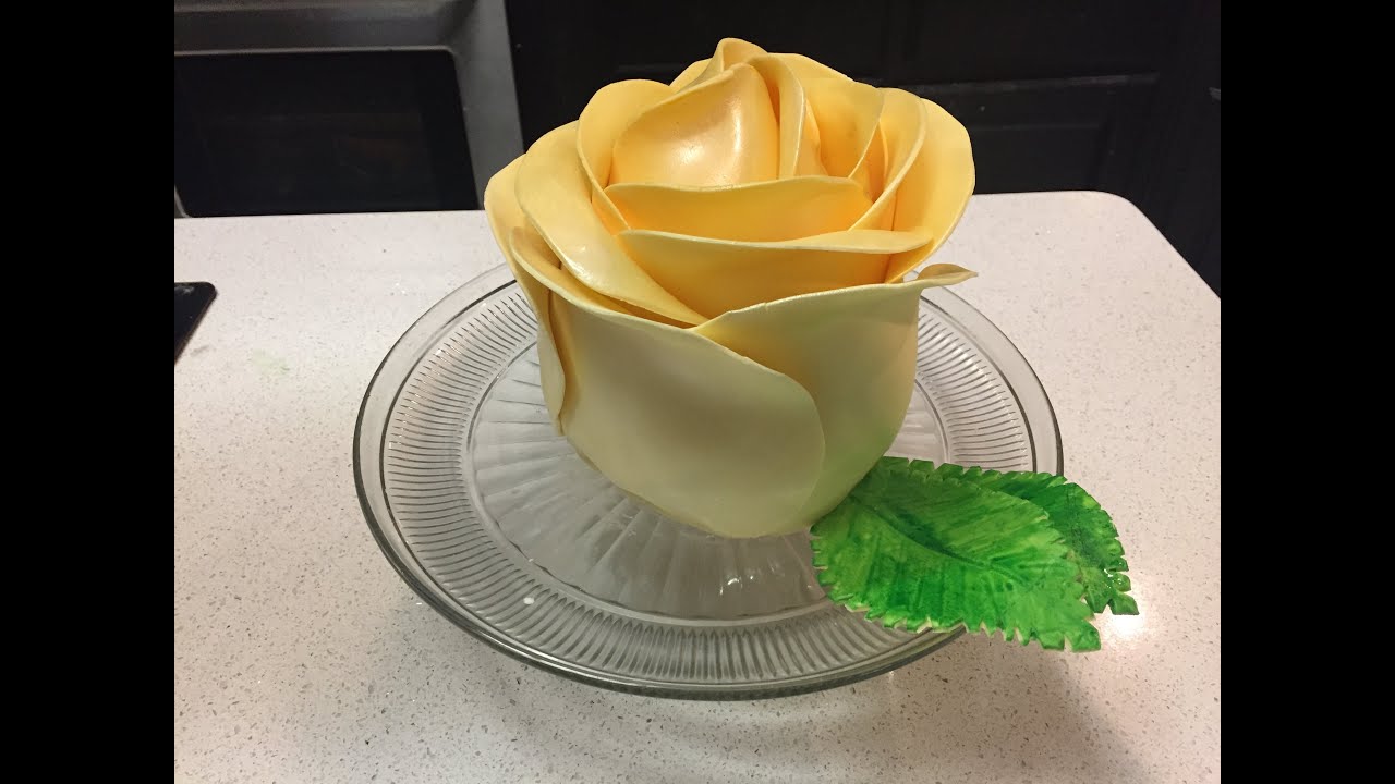Yellow Rose (of Texas) Cake