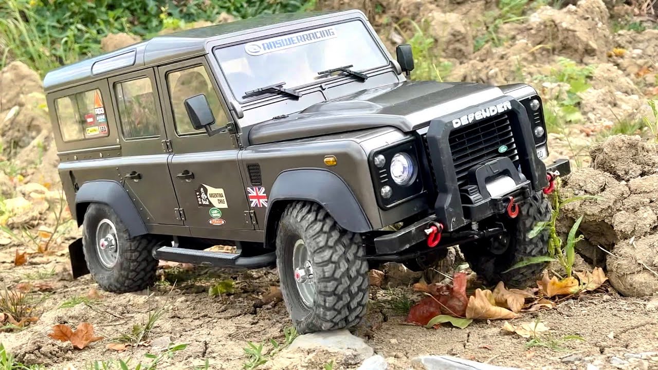 1/8 RC Land Rover Defender 110 - off road