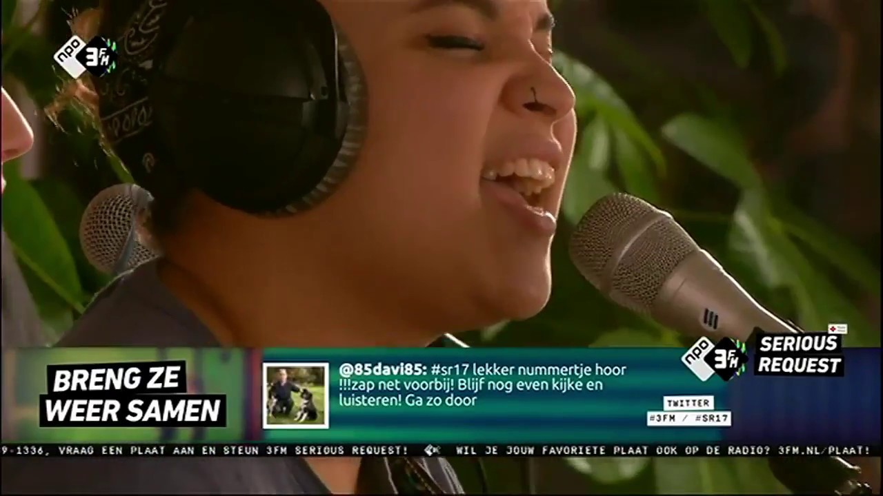 Julia Zahra - A Little Bit Of Home (live @ 3FM Serious Request 2017)