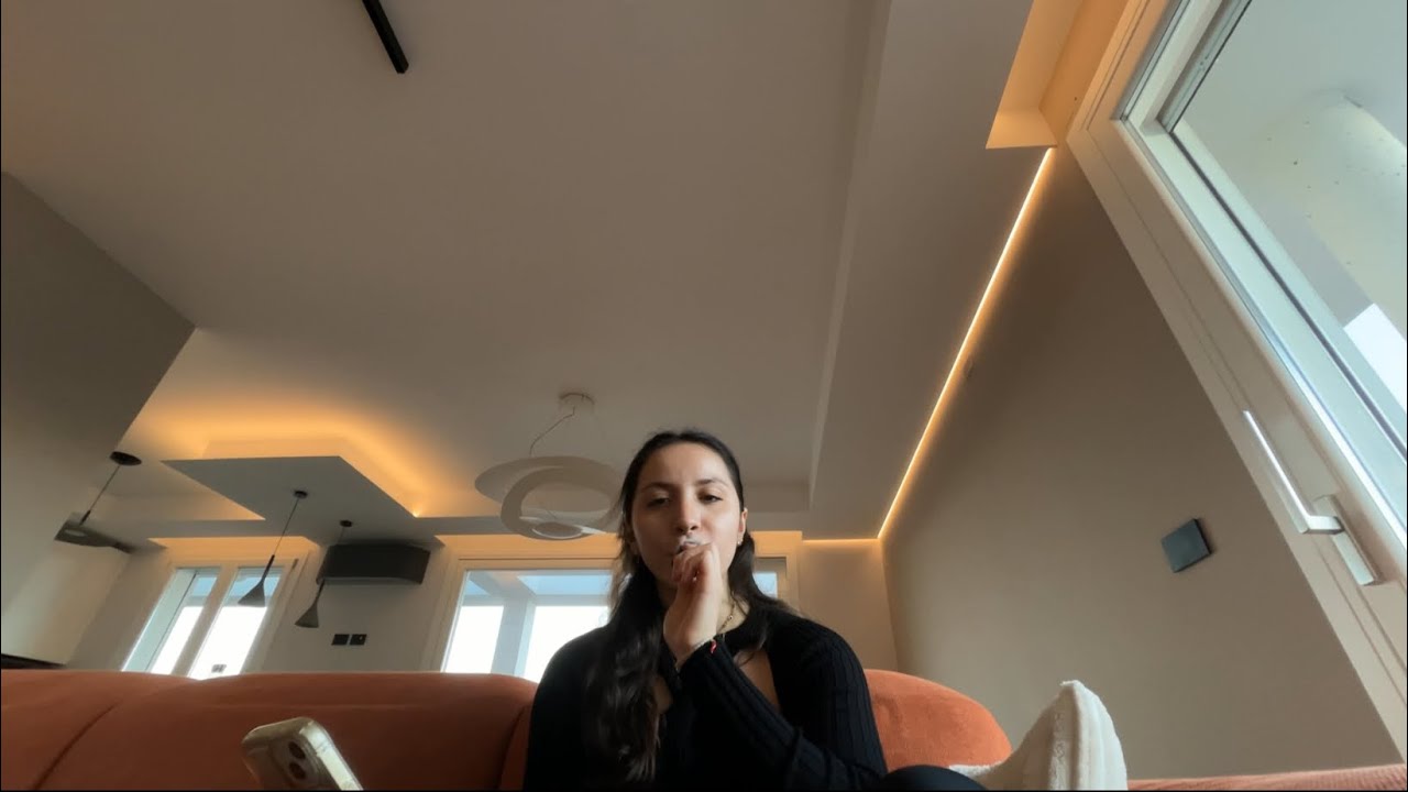 IL MIO PRIMO VIDEO ASMR 😬