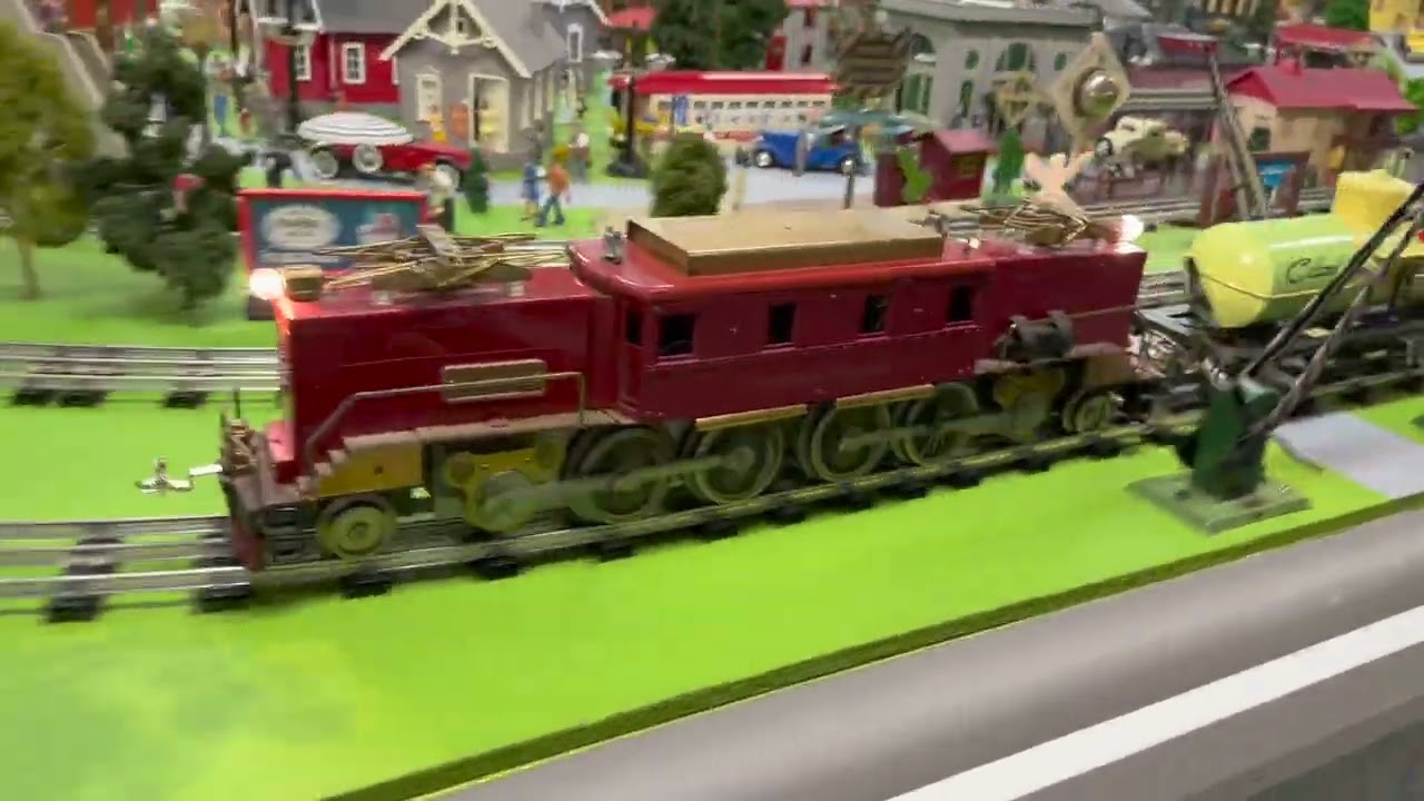 Beautiful MESG Trains running on a huge Tinplate Layout