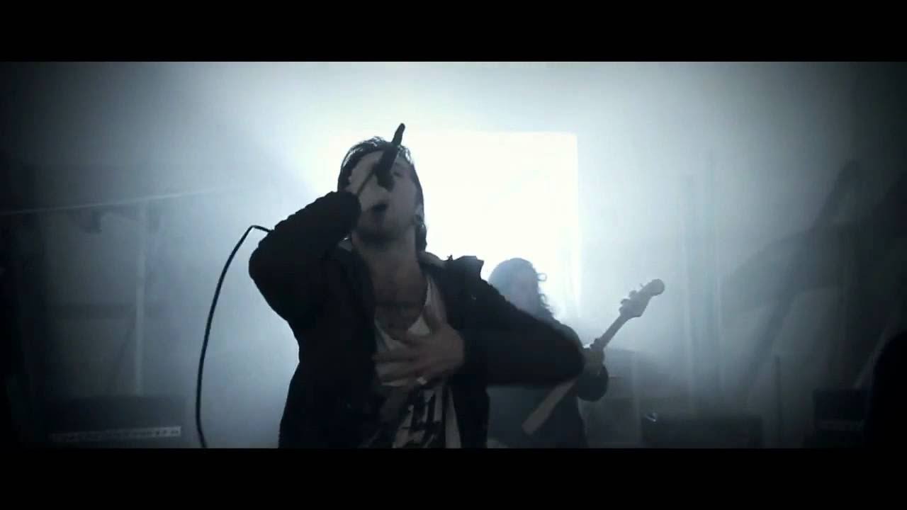 BURY TOMORROW - Royal Blood (OFFICIAL VIDEO)