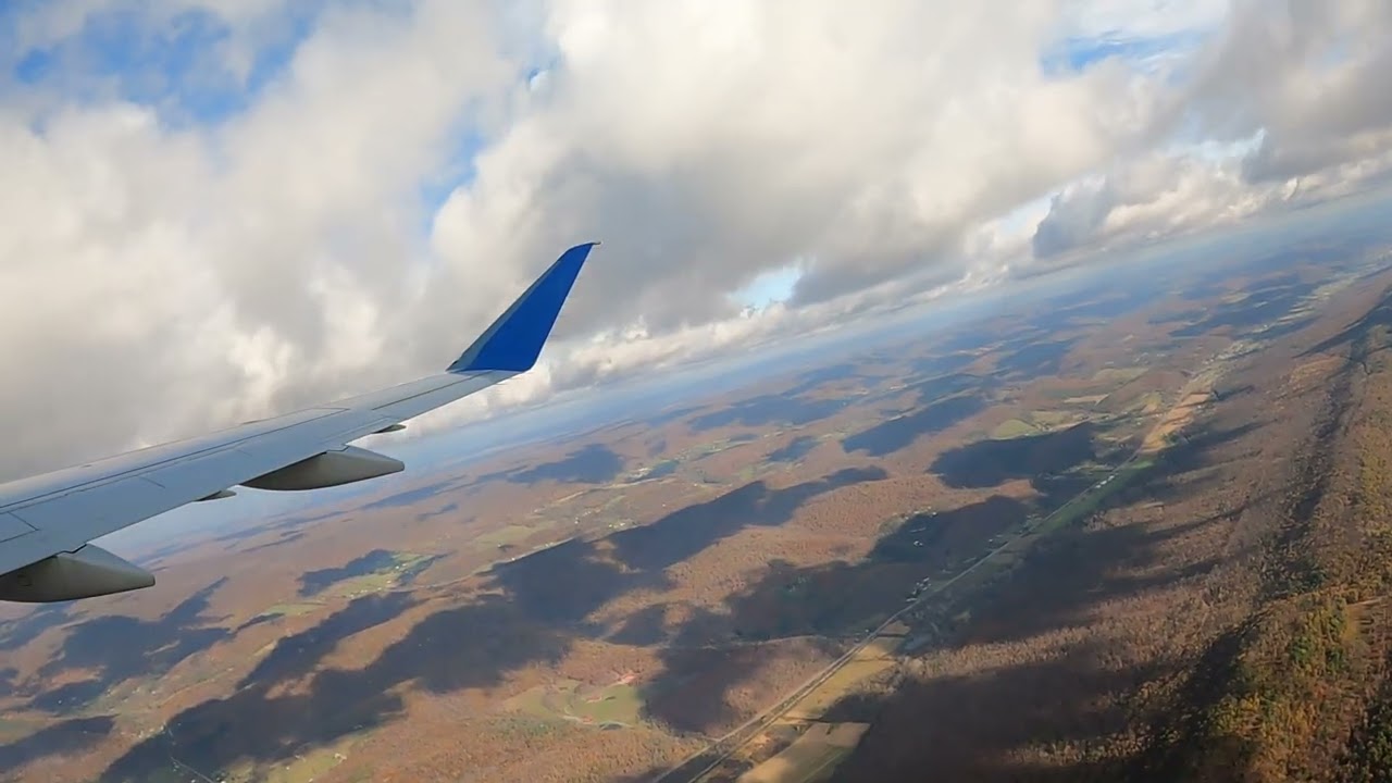 TURBULENT MOUNTAINS | Embraer 175 Departing Penn State