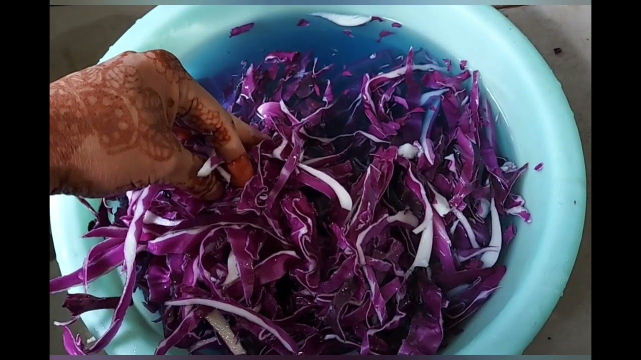 What happens when you wash purple cabbage?