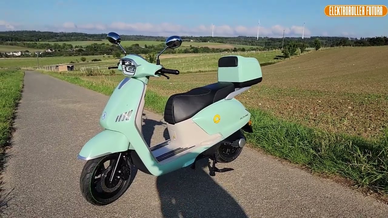 E-Roller Future  45 km/h  Probefahrt herausnehmbarer 72V/30Ah Li Akku Elektroroller Futura