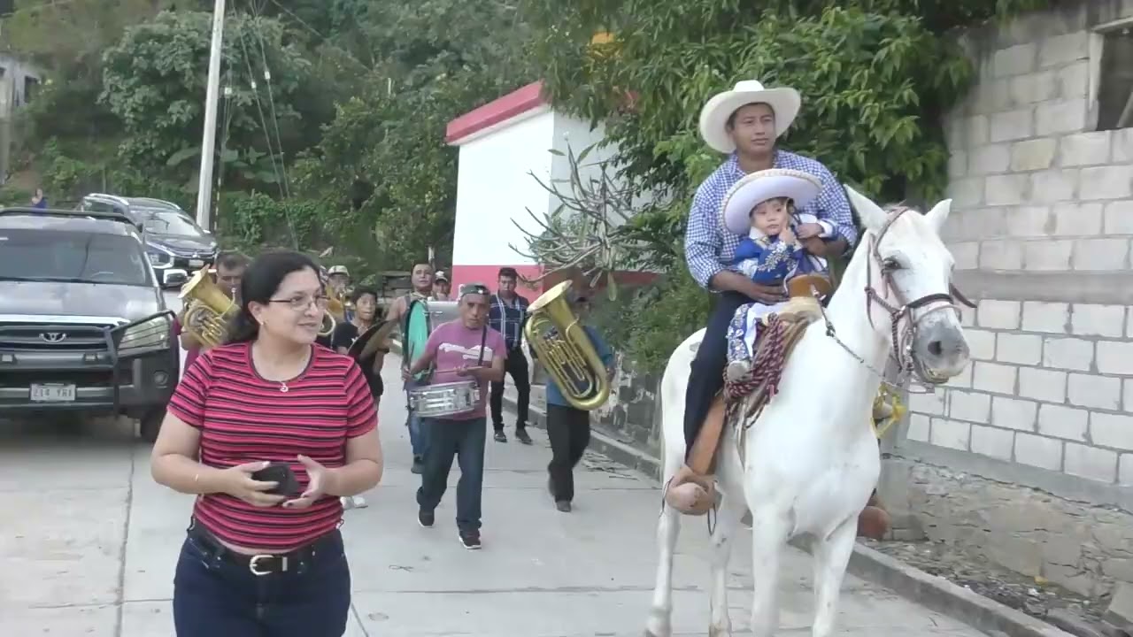 Cabalgata con la banda amanecer 🌅 huasteca tenexco ll atlapexco hgo 