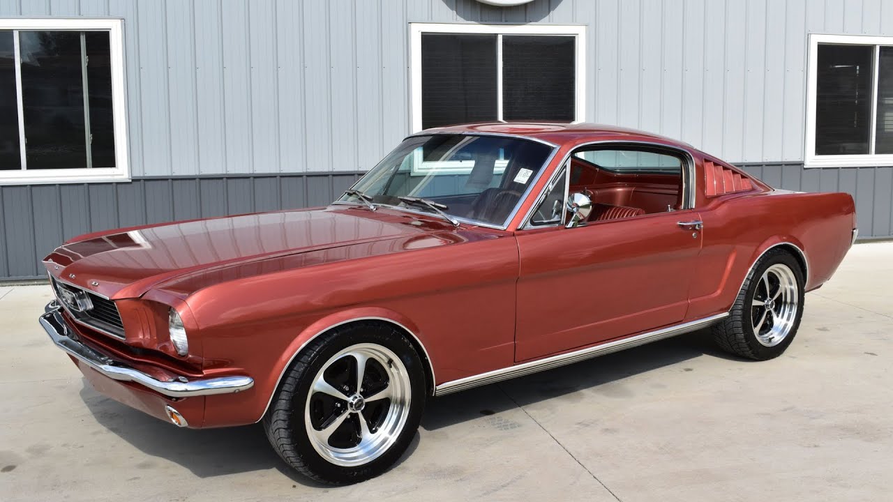 Обзор и тест-драйв Mustang Fastback 1966 года