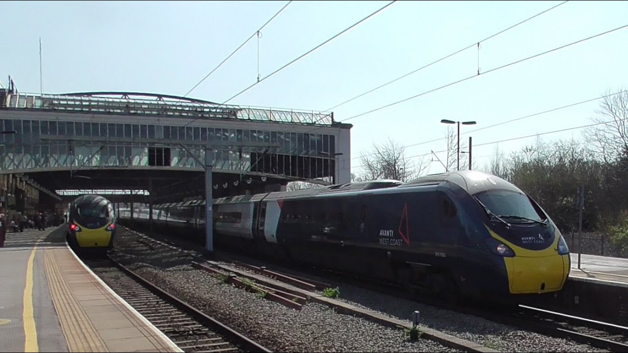 Stoke-on-Trent Railway Station - Saturday 26th March 2022