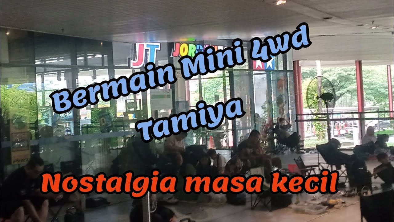 Bermain Mini 4WD bareng Keluarga 