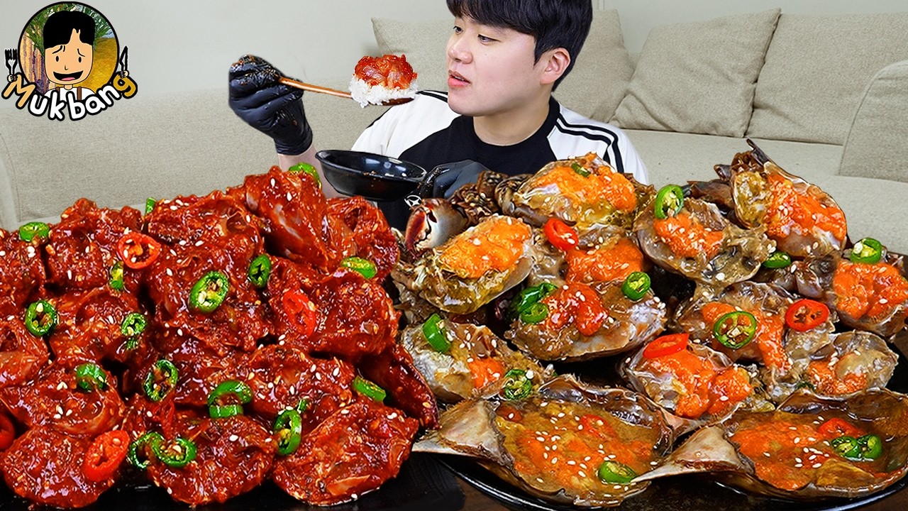 ASMR MUKBANG 집밥 직접 만든 양념게장 간장게장 계란후라이 먹방! Marinated Raw Crabs Korean Home Meal EATING REAL SOUND!