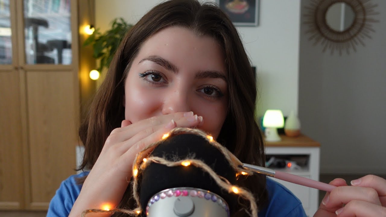 ASMR~ Attention personnelle❤️ proche de toi, mouth sounds, mic brushing, chuchotements, visuel