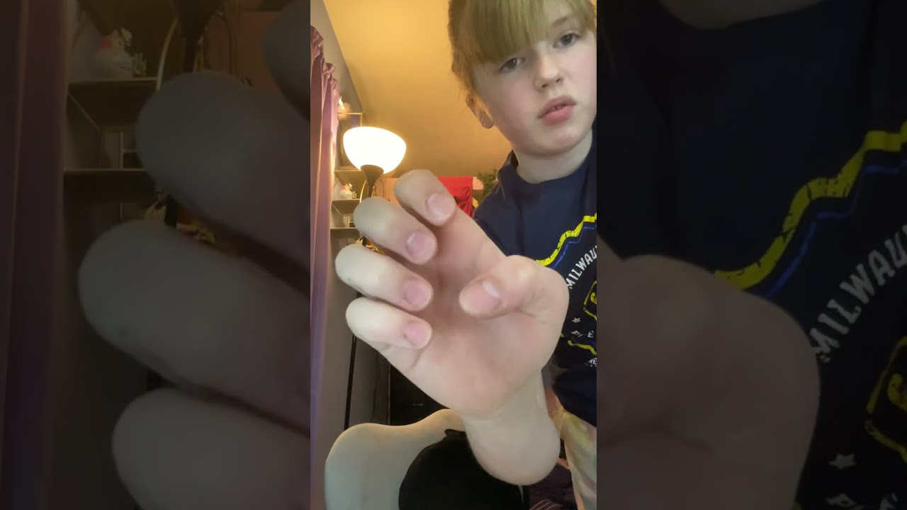 Pack my bag with meeeee!!!