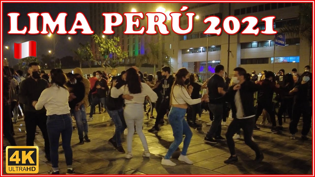 LIMA de Noche 2021 🇵🇪 | Bailando en el Paseo de los Héroes Navales | Lima Perú | 4K UHD
