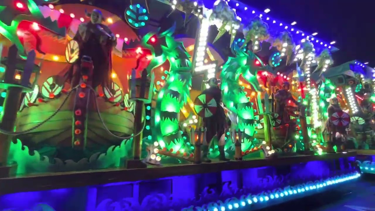 Burnham-on-Sea Carnival 2022 - Toppers CC Thundervike