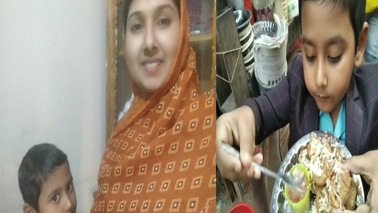আজ আমরা দুজন ফুসকা খেতে বাহিরে গেলাম 