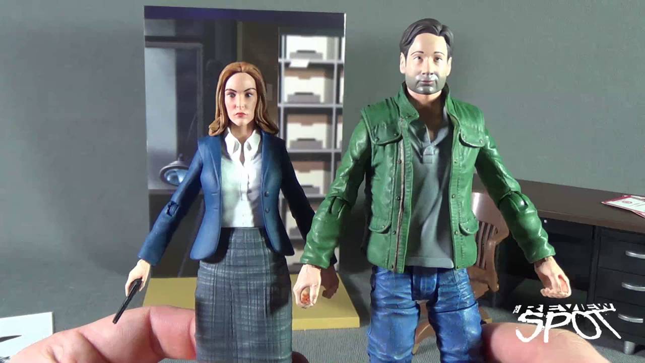 Toy Spot - Diamond Select Toys X-Files Fox Mulder