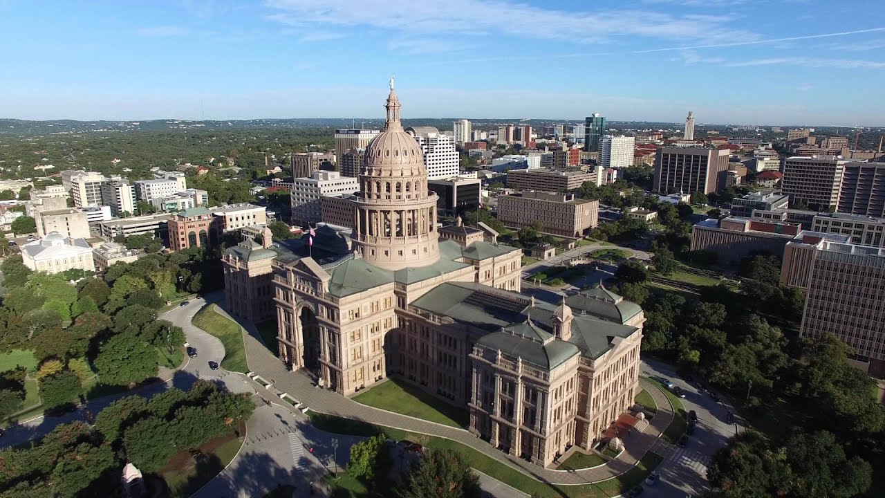 AUSTIN TEXAS CAPITOL 4K DRONE