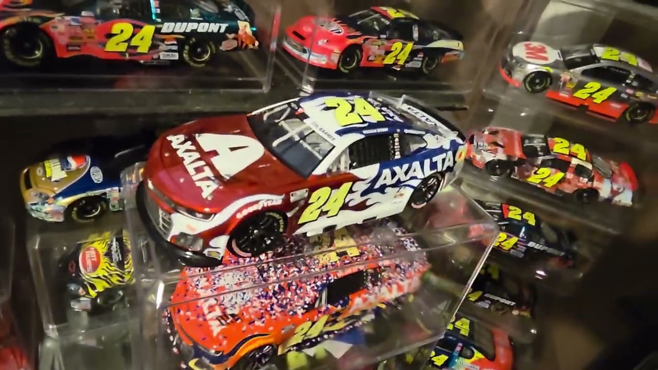 UNVEILING ANOTHER WILLIAM  BYRON COCA-COLA 600 DIECAST / 24