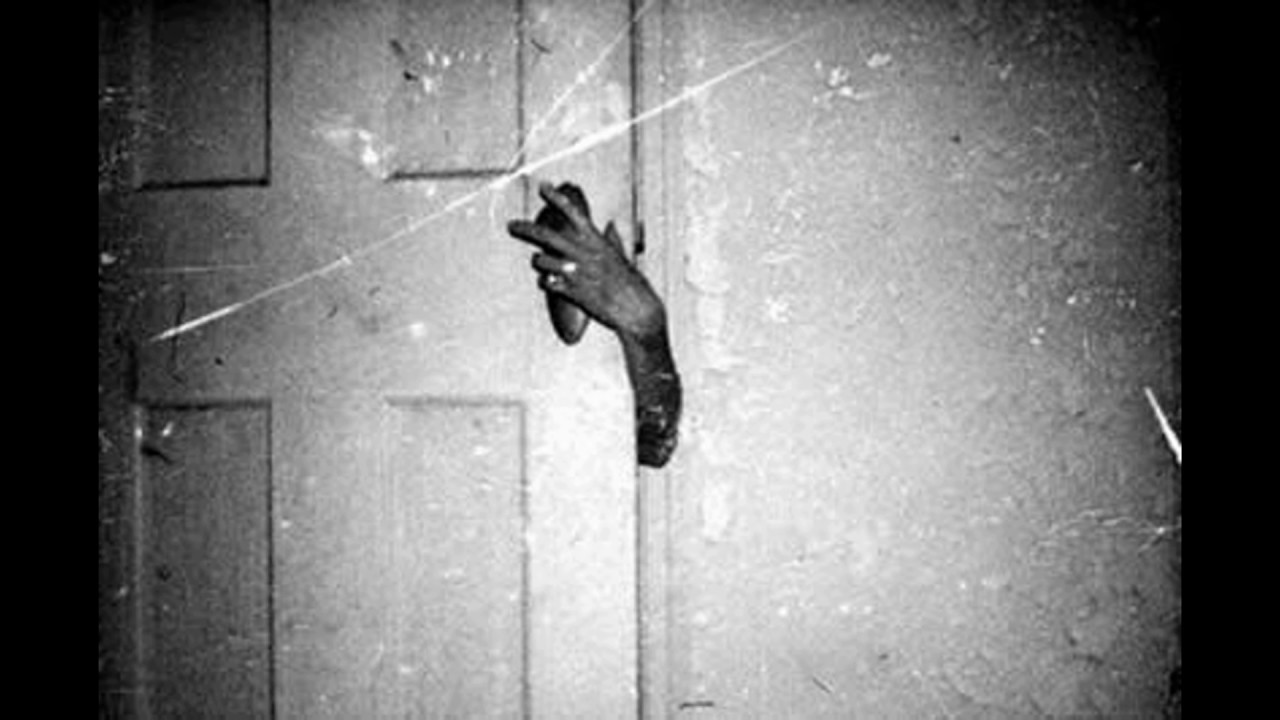 20.- LA MANO DESOLLADA - MIEDO (RADIOTEATRO DE SUSPENSO)