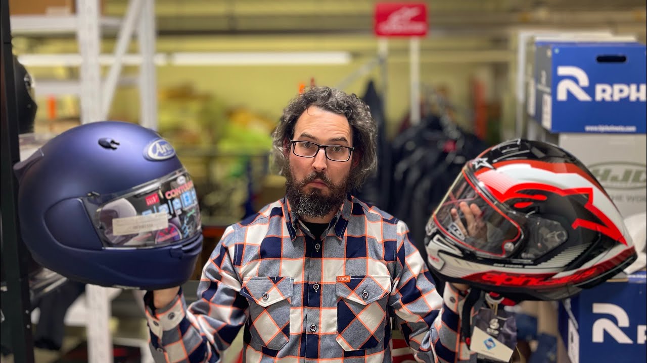 Fit Test: Alpinestars Supertech S-R10 vs Arai