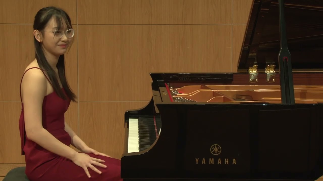 16 Gabrielle Chen