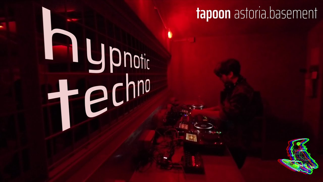 So we got our first gig in a club | tapoon @ astoria.basement