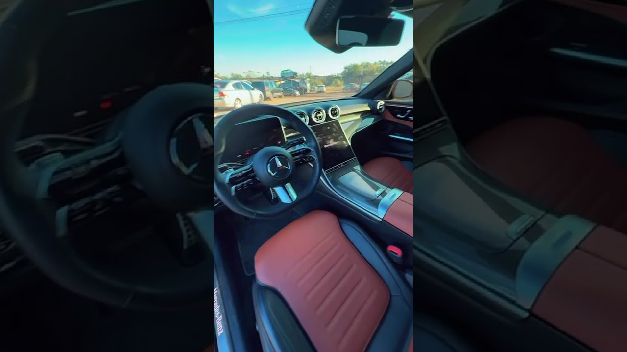 Mercedes-Benz C300 AMG Line estar&aacute; dispon&iacute;vel em nosso leil&atilde;o #c300amg #leilao #retomados