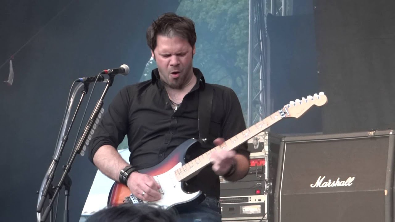 BOUNCE - one wild Night @ Rhein in Flammen Bonn 01.05.2015