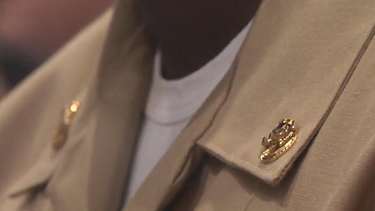 Naval Support Activity Bahrain pins new chiefs.