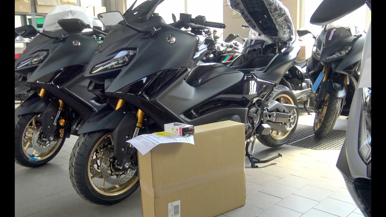 TMAX 560 TECH MAX  MODEL