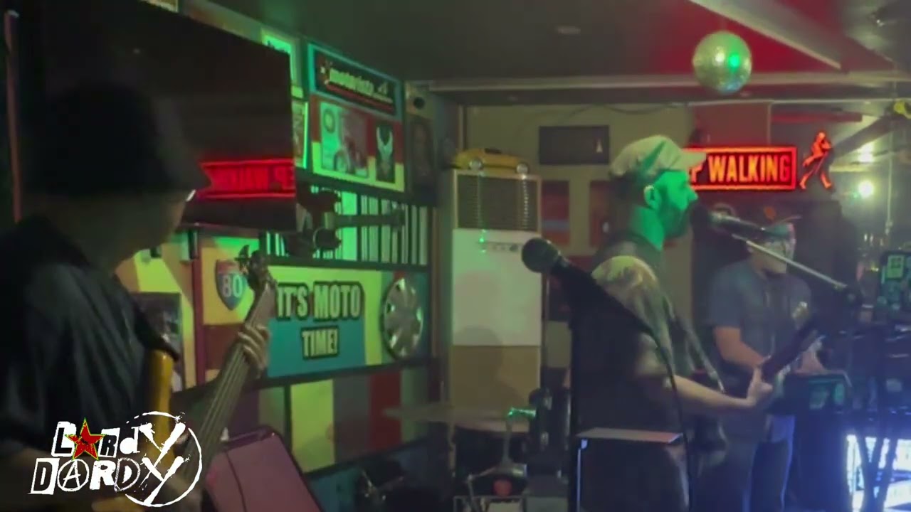 LArdy DArdy Police and Helicopters Live at Motorista Bar