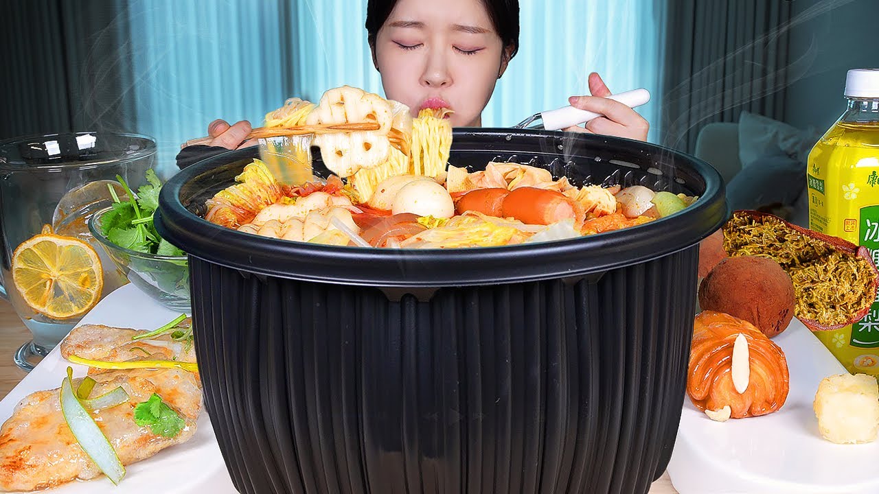 ASMR MUKBANG | Огромный горшок малатана🔥 Согревающая еда для восстановления! Гобаожоу, булочки-цветы