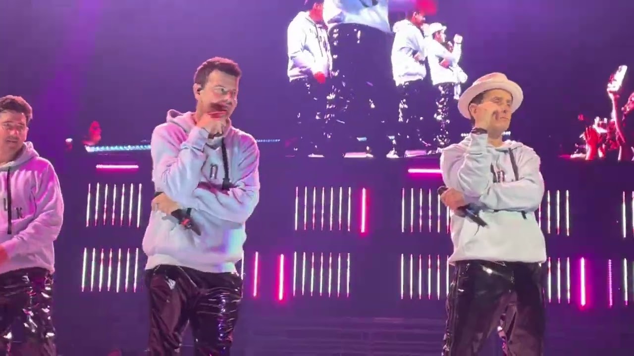 New Kids on The Block - Medley Mixtape Tour 2022
