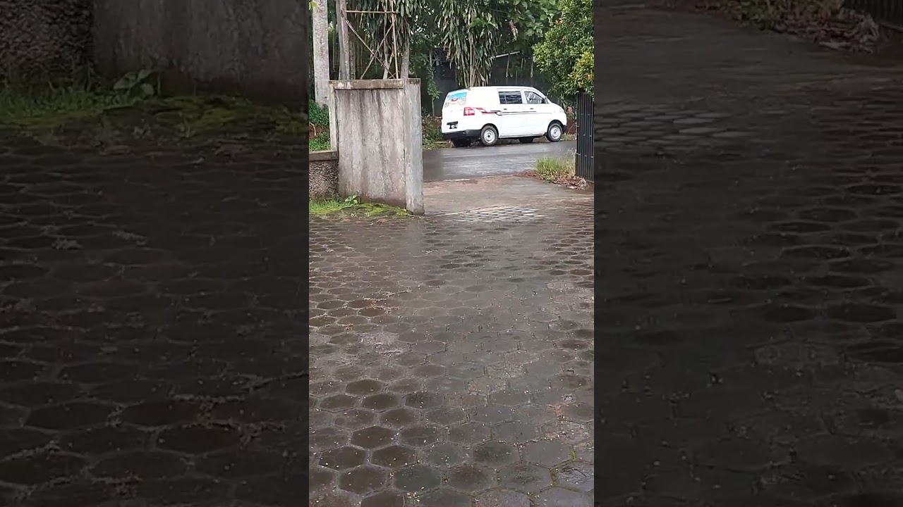 Mobil Hantu Upin Ipin Balik Kampung 