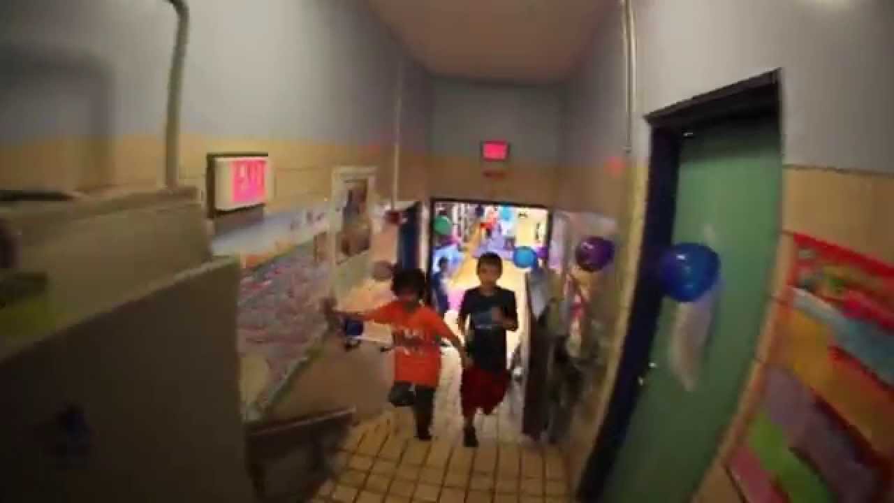 Pharrell Williams - Banksville Elementary School Presents Happy! (2014 End of Year Lip Dub)