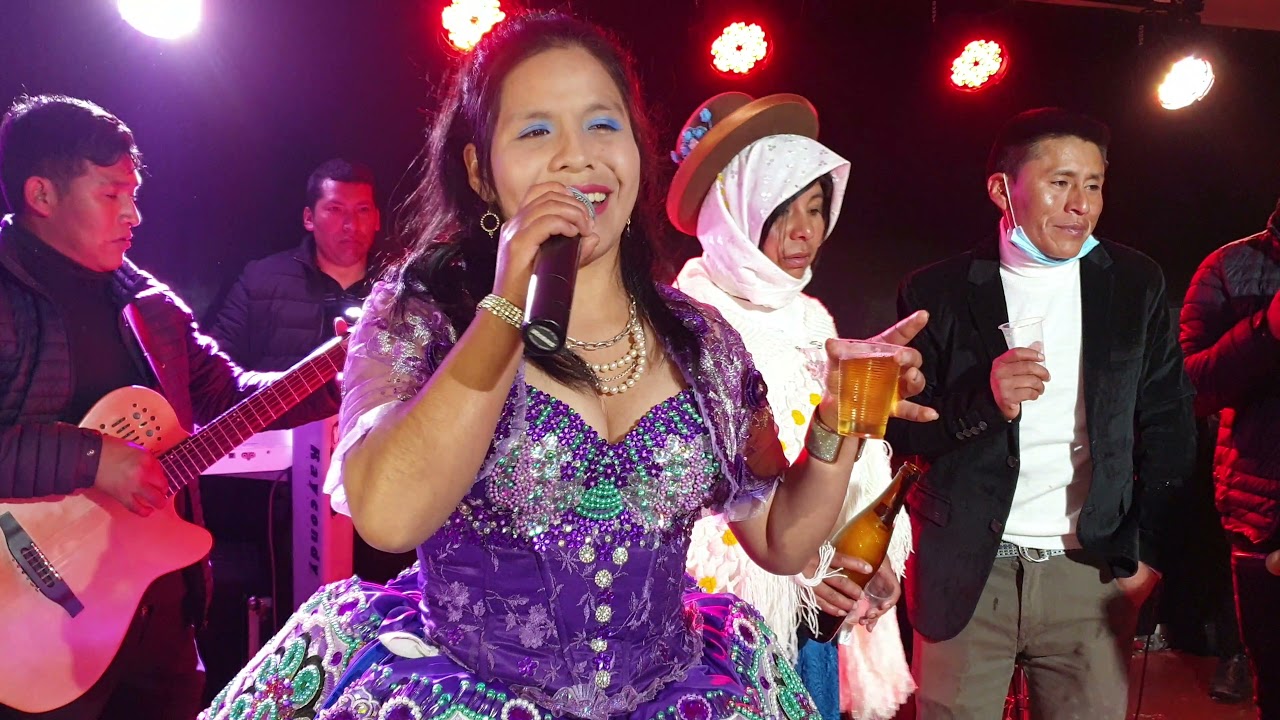 ADELITA ALAVAREZ EN VIVO - SAN JUAN DE TARUCANI (ANEXO CONDORI)