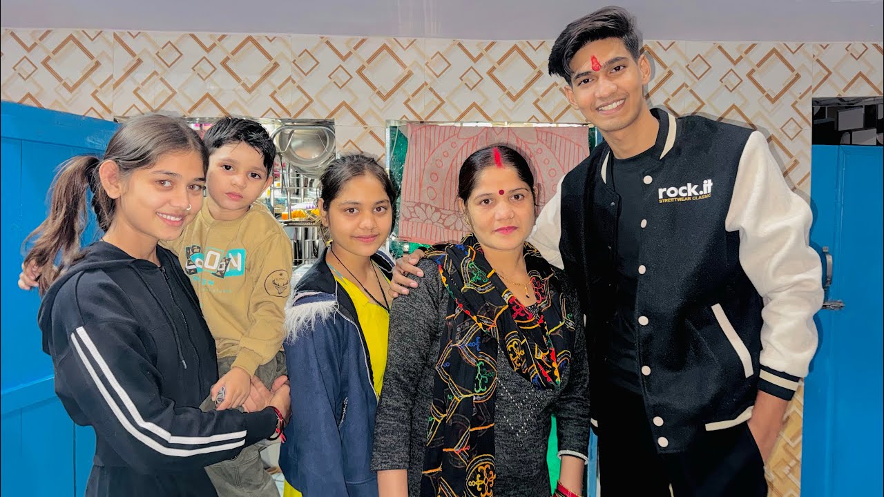 Sona Ke Gharpe Aa Gaye 😍 Meri Saali ji Or Mummy ji 