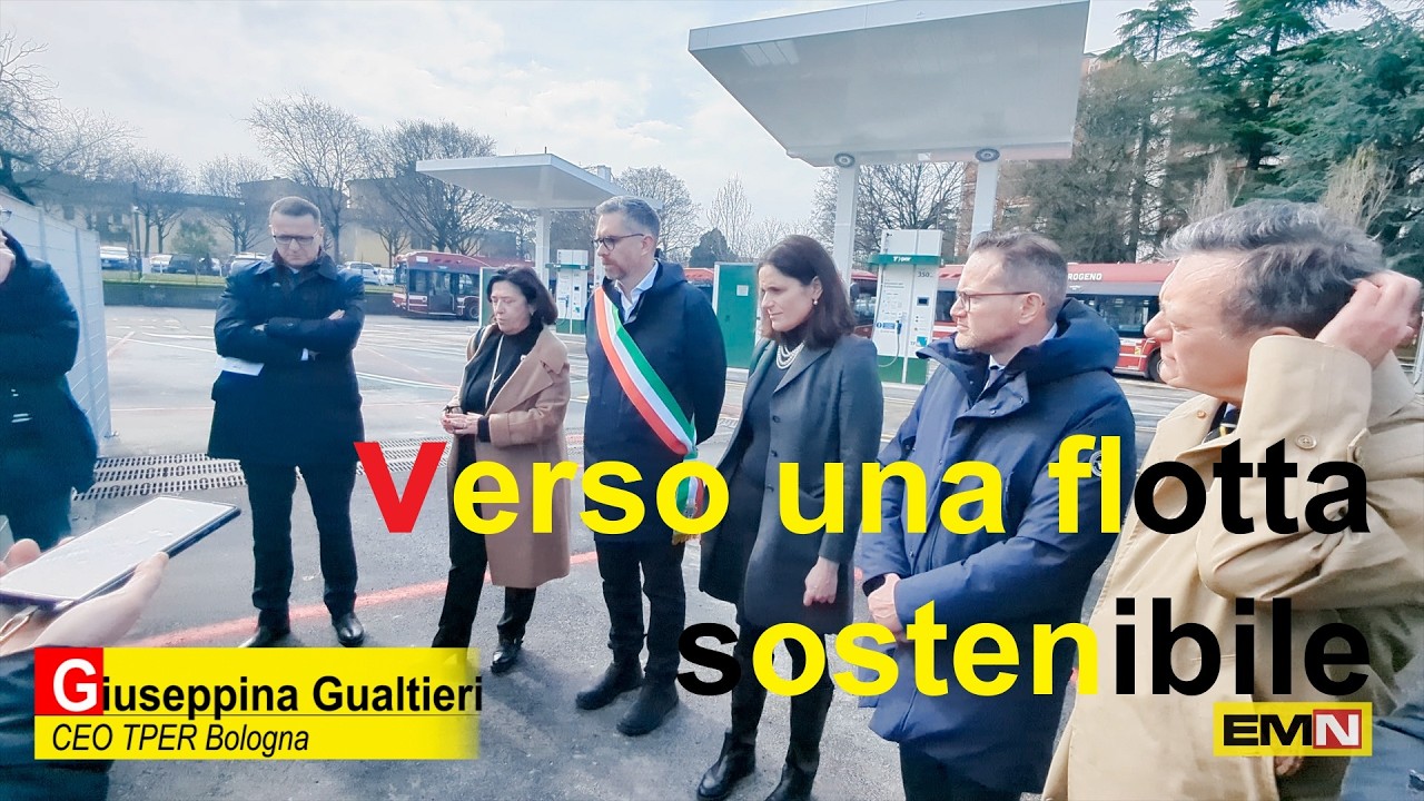 Flotta di autobus sostenibile con i nuovi bus a idrogeno in servizio a Bologna